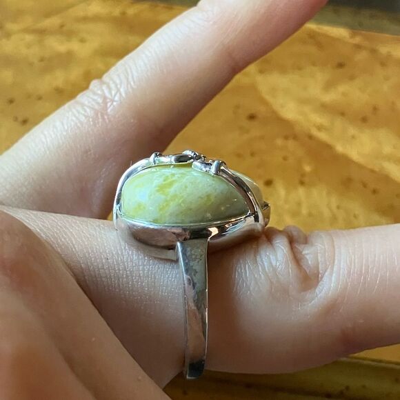 Natural Connemara Marble Sterling Silver Claddagh Ring Size 7 - Picture 3 of 9